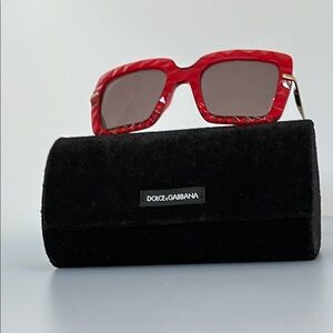 Dolce & Gabbana 100% Authentic Luxury Red and Black Oversized Sunglasses